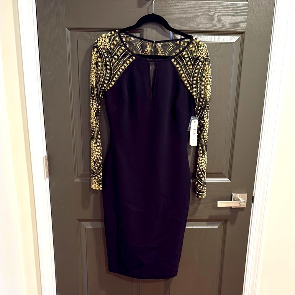 NWT - Badgley Mischka Black/Gold Evening Fitted Sheath Dress